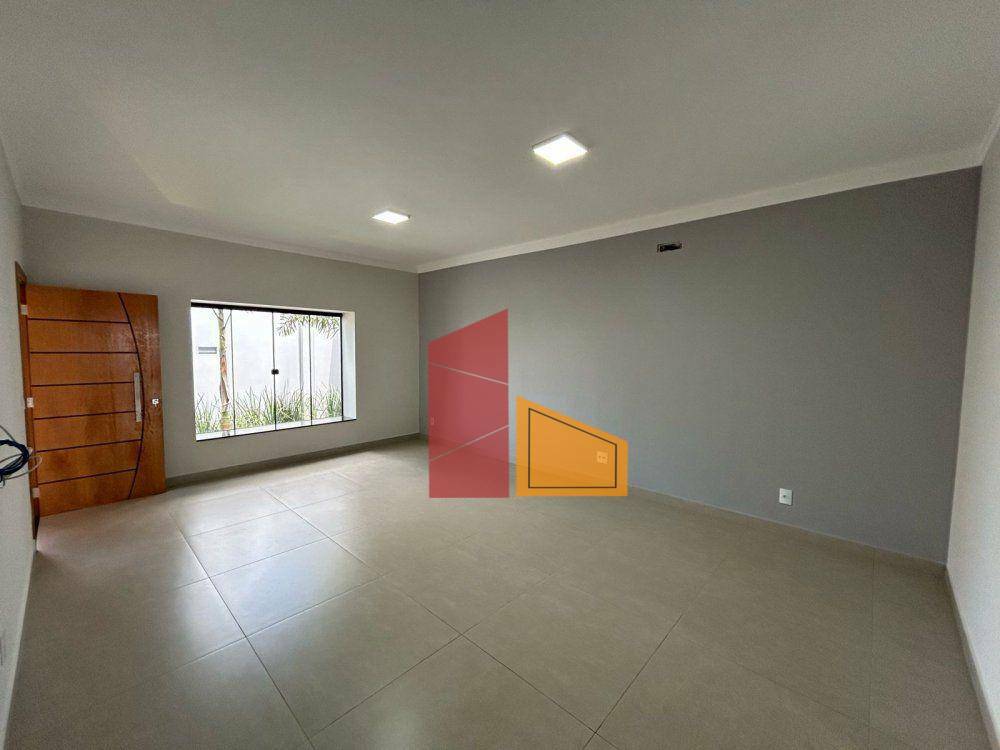 Casa à venda com 3 quartos, 183m² - Foto 4