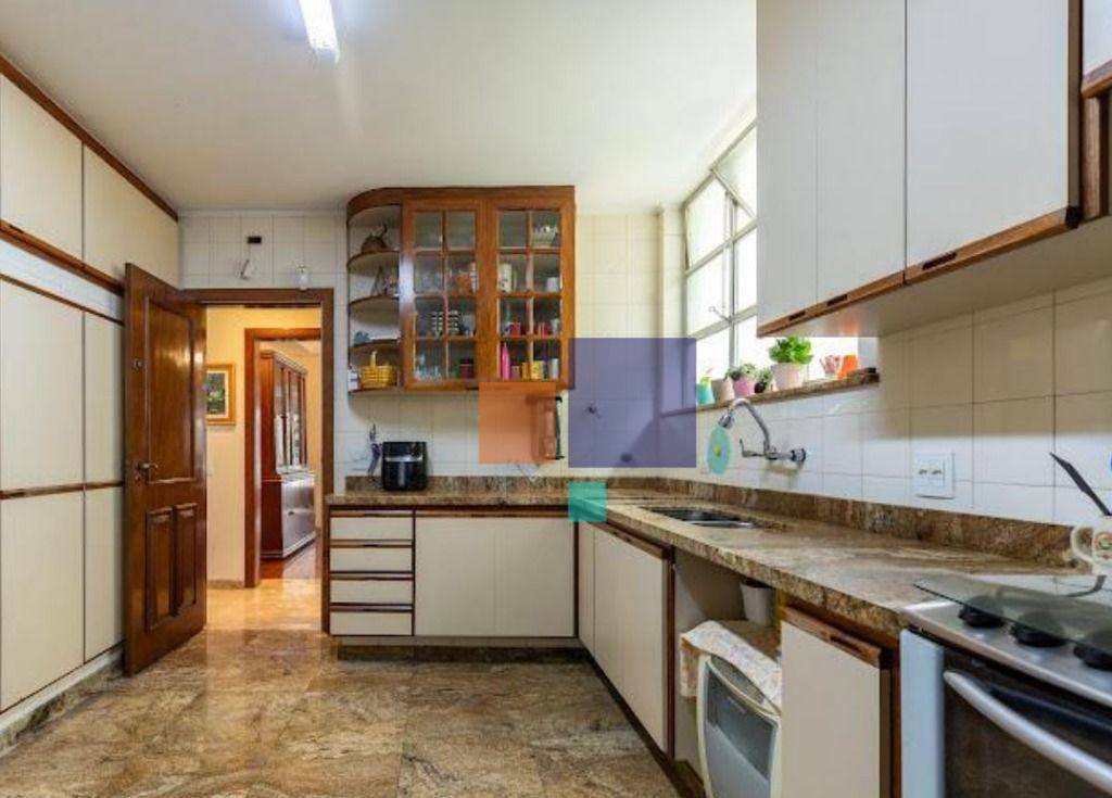Casa à venda com 4 quartos, 363m² - Foto 14