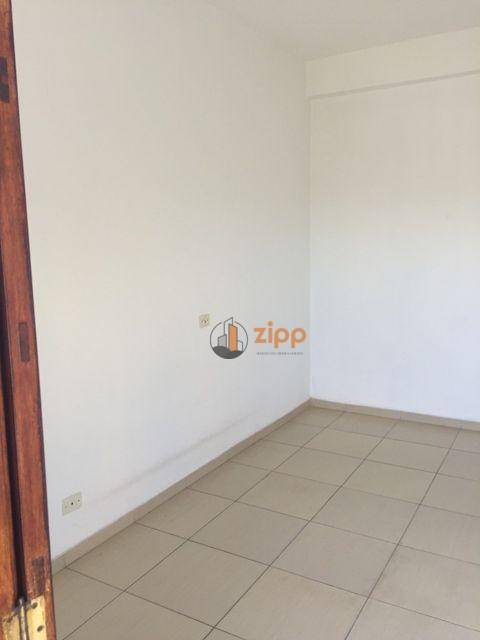 Apartamento para alugar com 2 quartos, 45m² - Foto 2