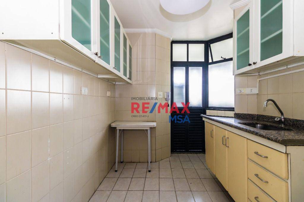 Apartamento à venda com 2 quartos, 56m² - Foto 12