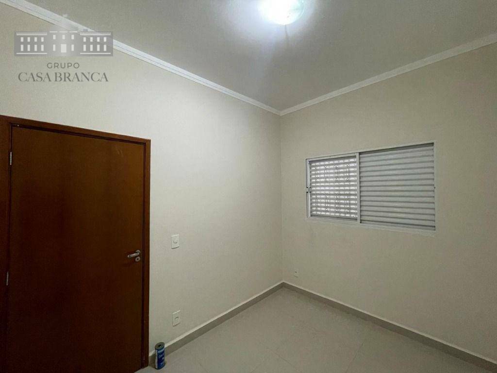 Casa à venda com 2 quartos, 82m² - Foto 9