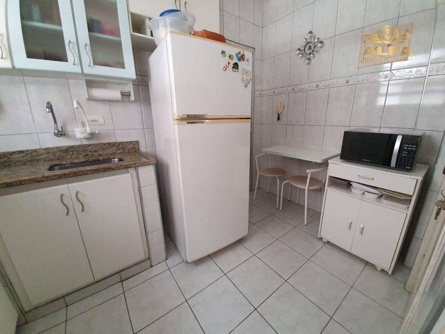 Apartamento à venda com 2 quartos, 70m² - Foto 13