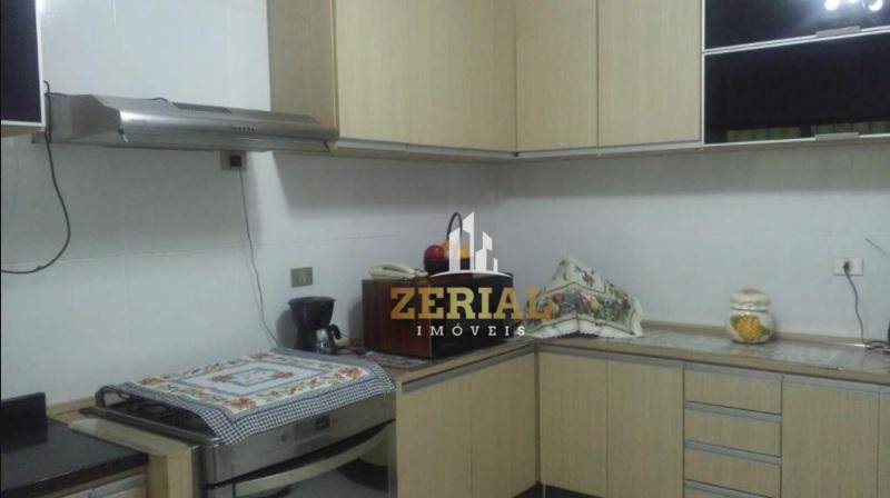 Sobrado à venda com 3 quartos, 208m² - Foto 4