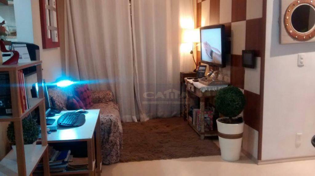 Apartamento à venda com 2 quartos, 69m² - Foto 4