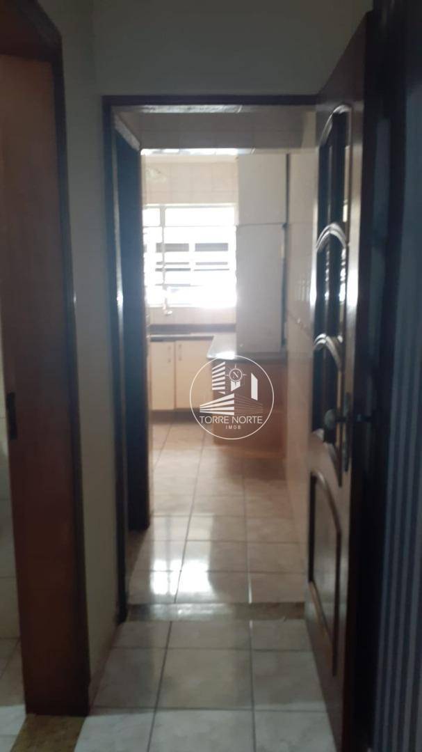 Sobrado à venda com 3 quartos, 130m² - Foto 4