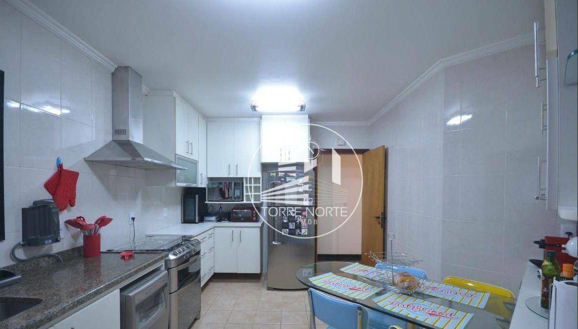 Apartamento à venda com 3 quartos, 127m² - Foto 29