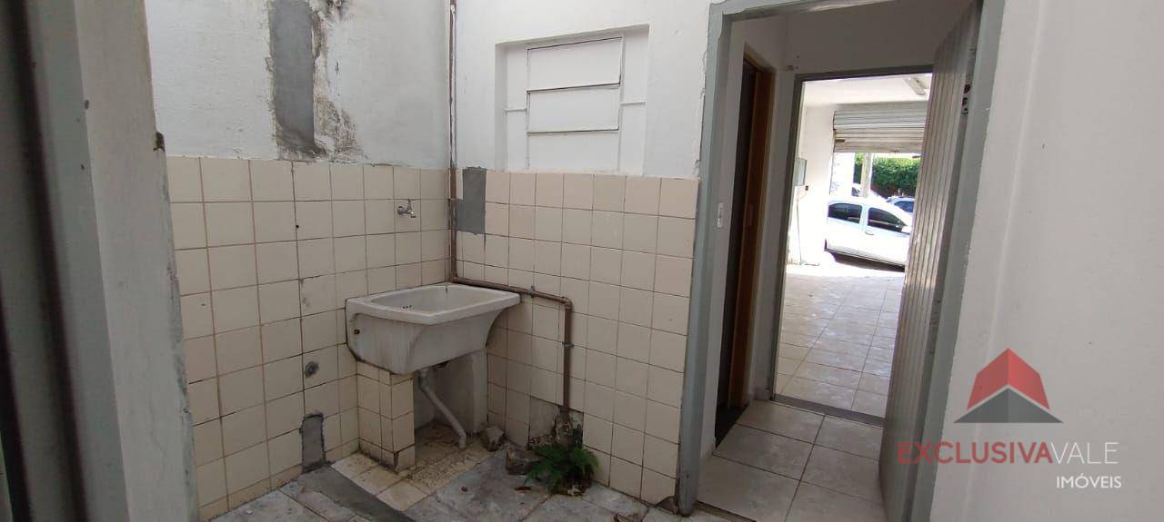 Casa à venda com 2 quartos, 284m² - Foto 5