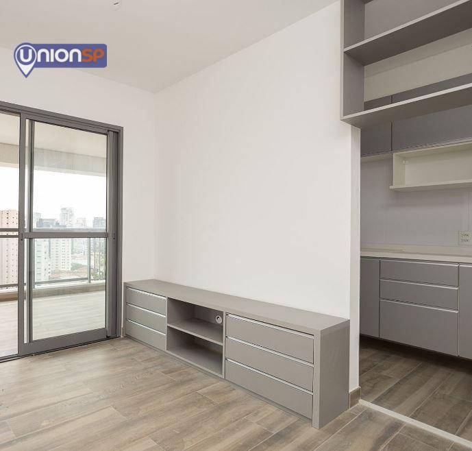 Apartamento à venda com 1 quarto, 50m² - Foto 2