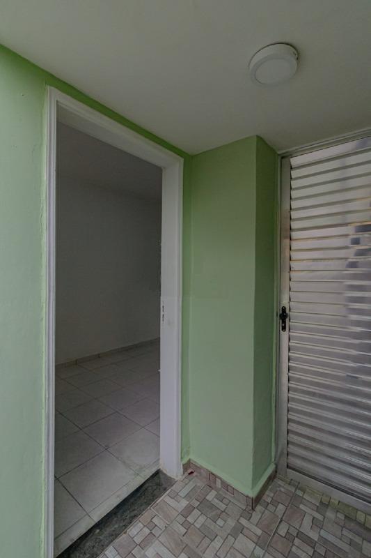 Casa à venda com 2 quartos, 90m² - Foto 13