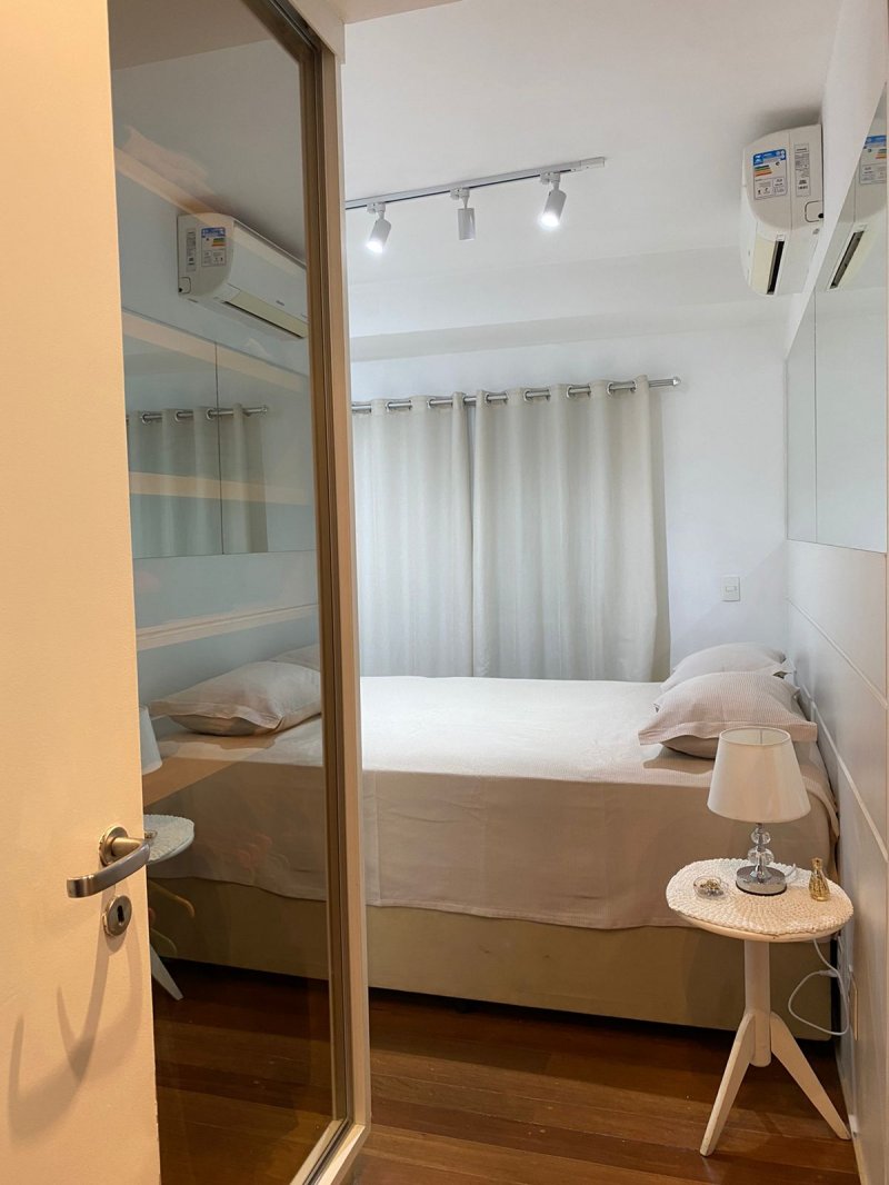 Apartamento à venda com 3 quartos, 115m² - Foto 30