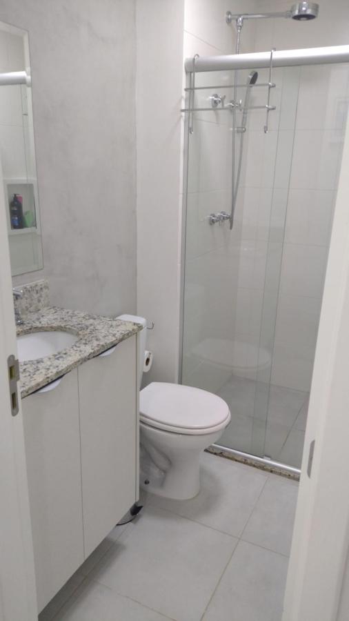 Apartamento à venda com 2 quartos, 70m² - Foto 2