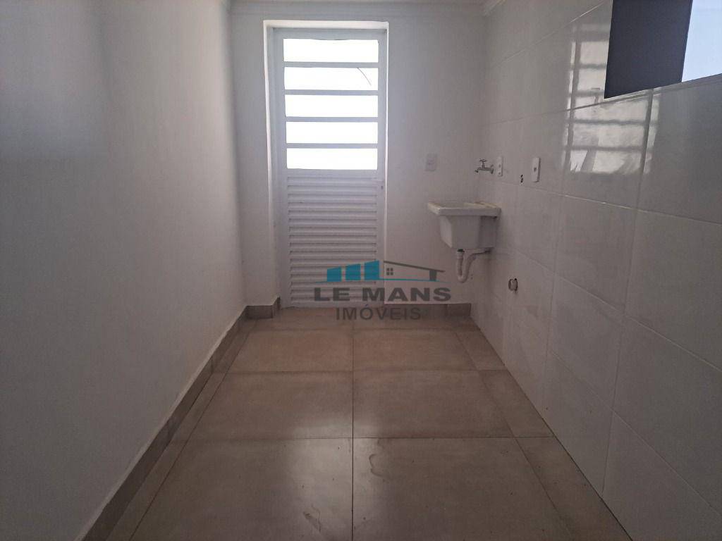 Casa à venda com 3 quartos, 180m² - Foto 22