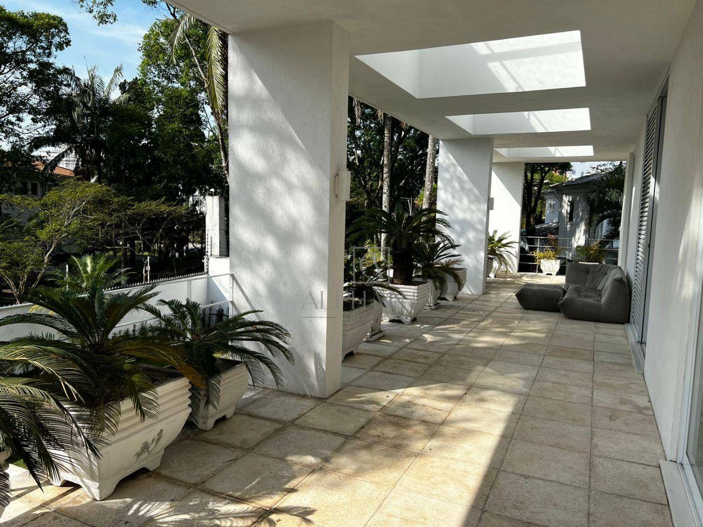 Casa à venda e aluguel com 3 quartos, 850m² - Foto 31