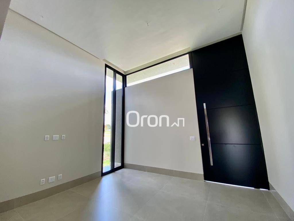 Casa de Condomínio à venda com 4 quartos, 253m² - Foto 8