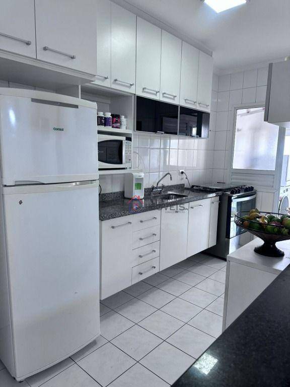 Apartamento à venda com 2 quartos, 78m² - Foto 9