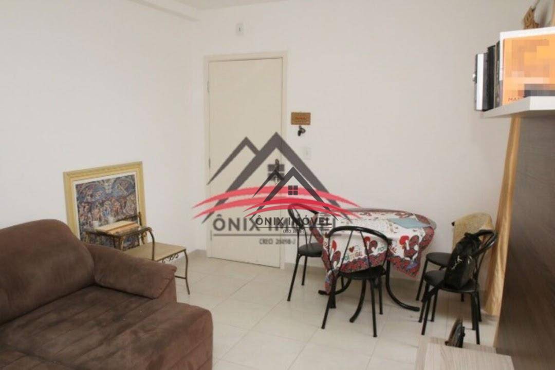 Apartamento à venda com 2 quartos, 62m² - Foto 1