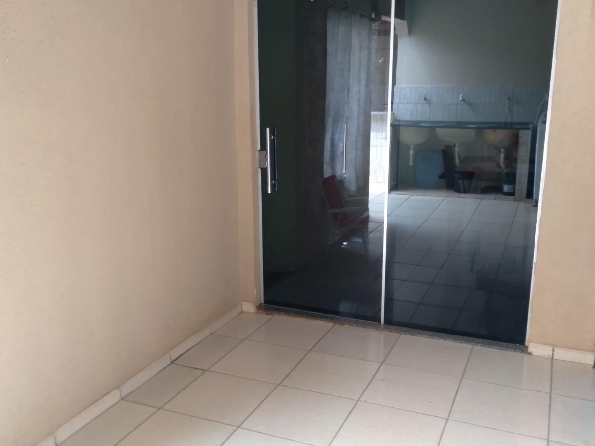 Casa à venda com 4 quartos, 250m² - Foto 18