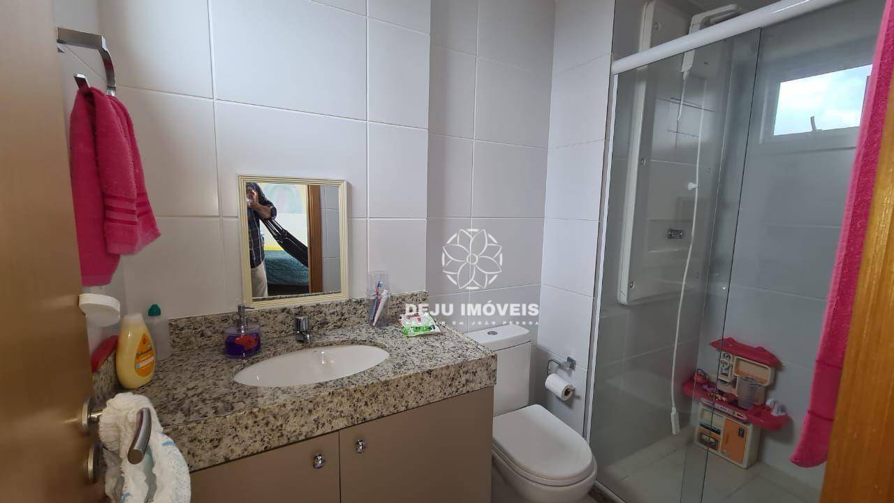 Apartamento à venda com 3 quartos, 121m² - Foto 17