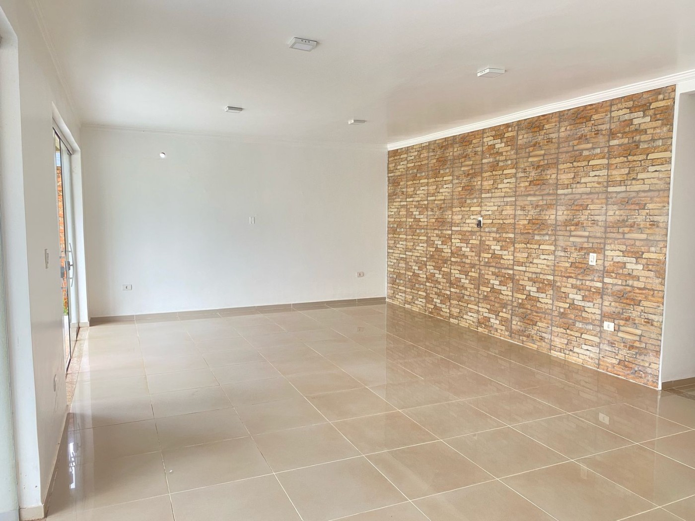 Casa para alugar com 3 quartos - Foto 2