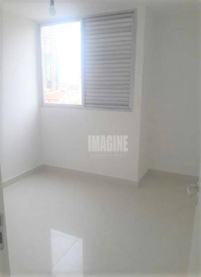 Apartamento à venda com 2 quartos, 52m² - Foto 4