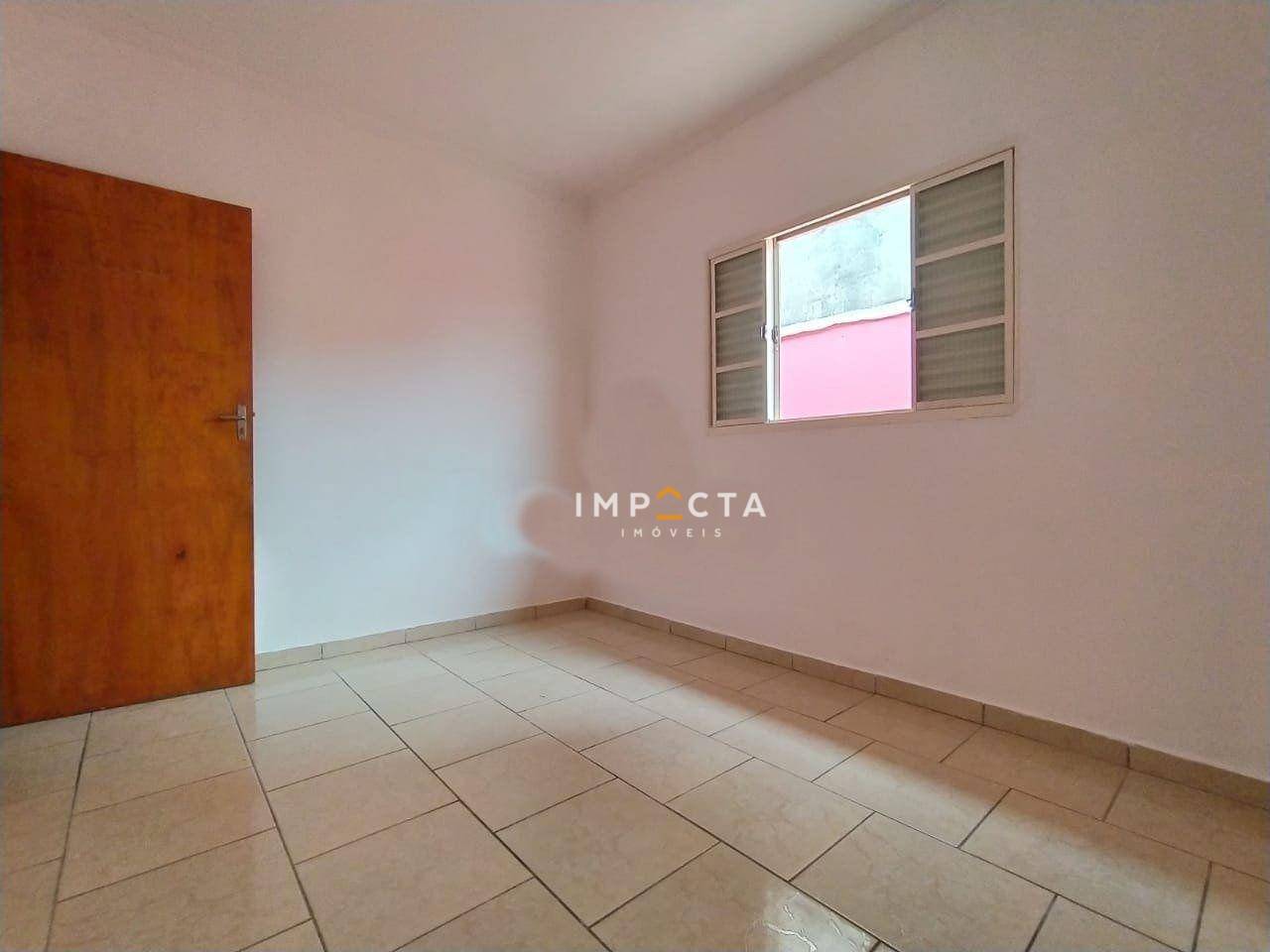 Casa à venda com 3 quartos, 102m² - Foto 8