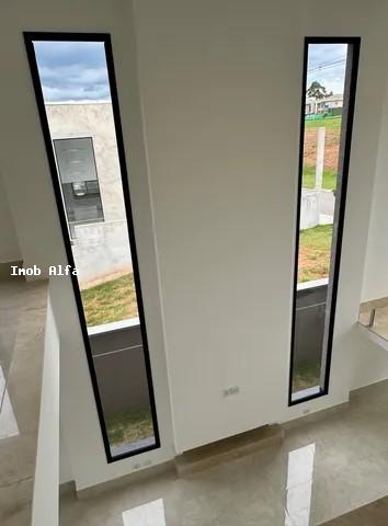 Casa à venda com 4 quartos, 306m² - Foto 3