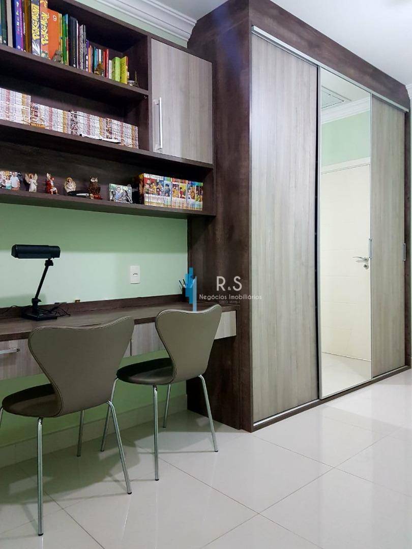 Casa de Condomínio à venda com 3 quartos, 401m² - Foto 18