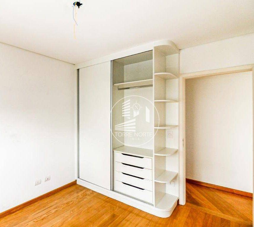 Apartamento à venda com 3 quartos, 185m² - Foto 13