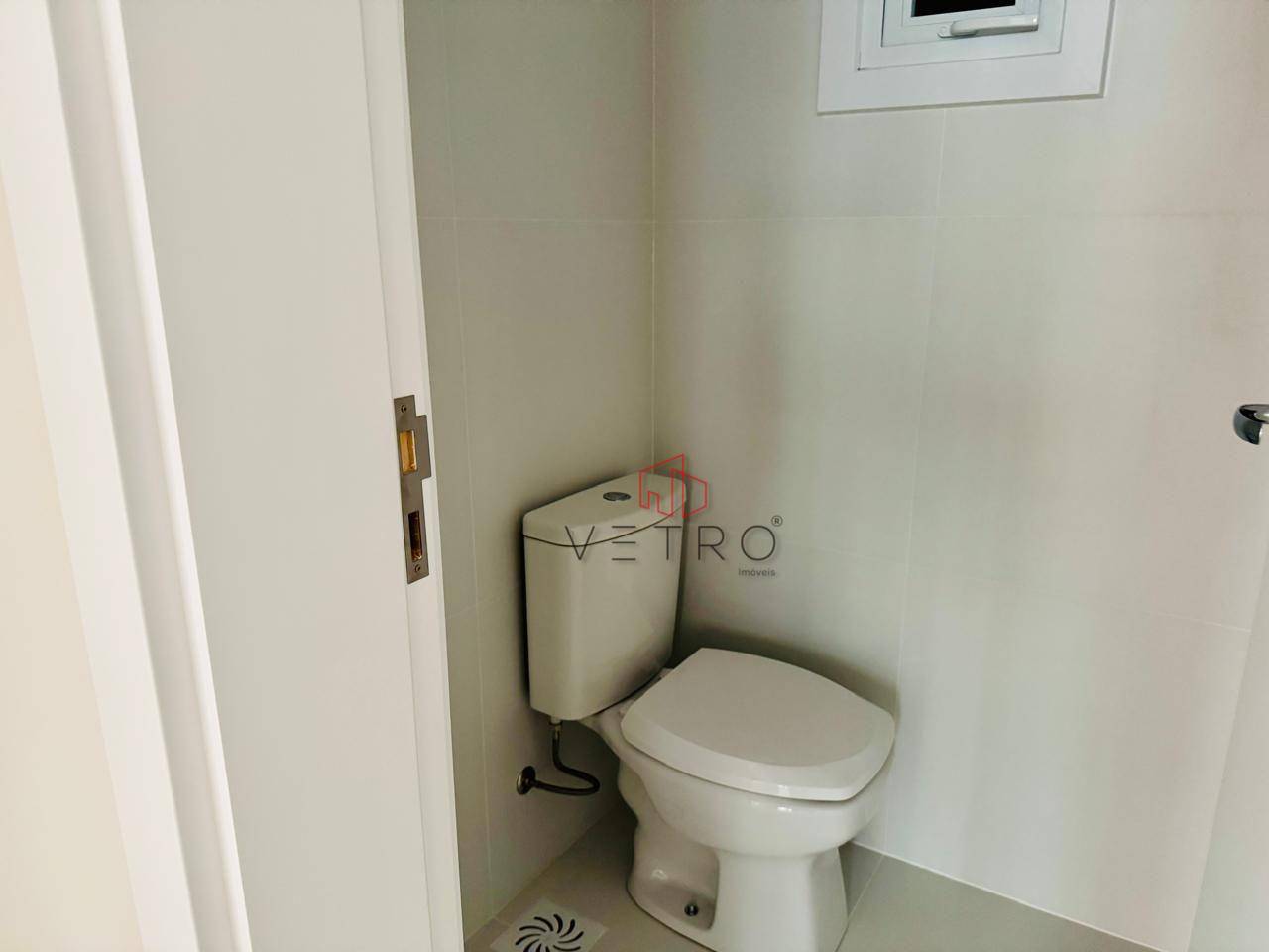 Apartamento à venda com 1 quarto, 68m² - Foto 11