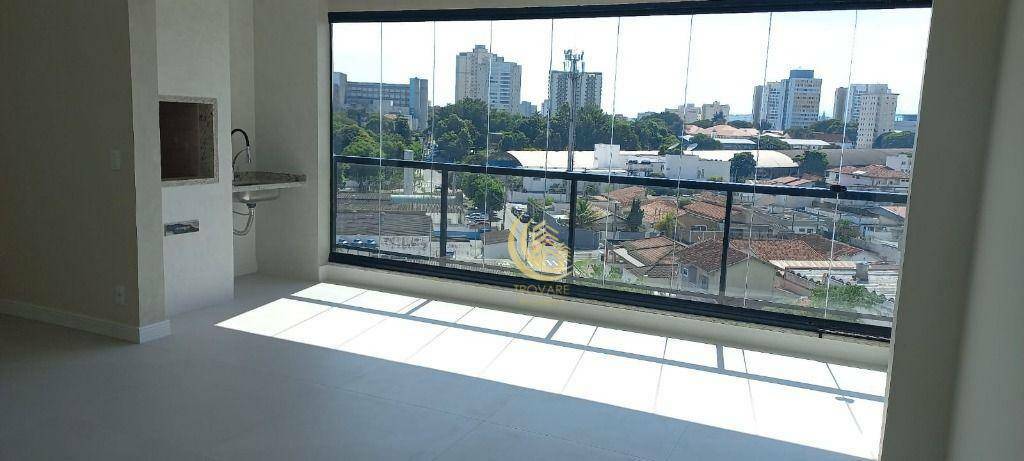 Apartamento para alugar com 3 quartos, 109m² - Foto 10