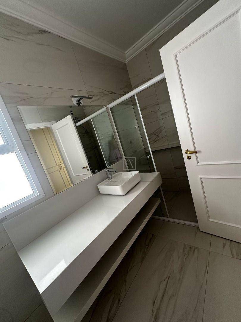 Casa de Condomínio à venda e aluguel com 4 quartos, 565m² - Foto 11