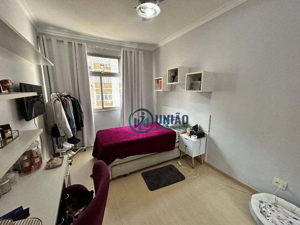 Apartamento à venda com 3 quartos, 204m² - Foto 12