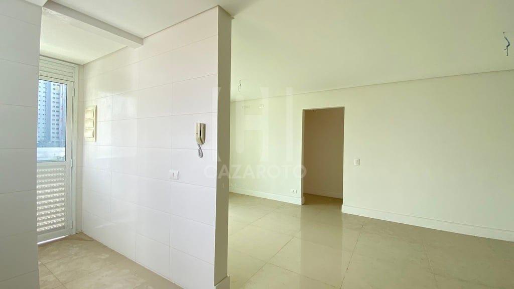 Apartamento à venda com 2 quartos, 95m² - Foto 8