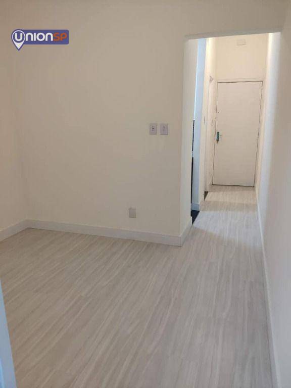 Apartamento à venda com 1 quarto, 33m² - Foto 1