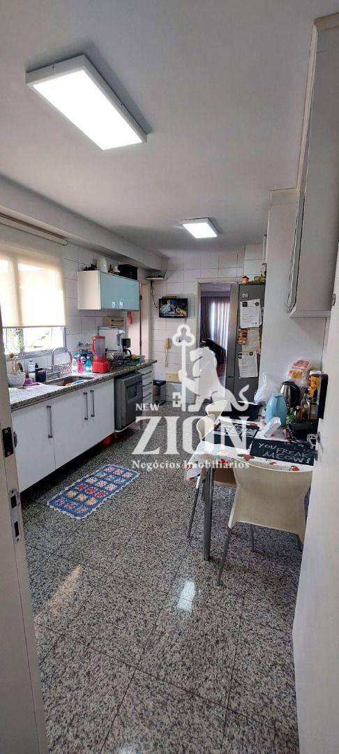 Apartamento à venda com 3 quartos, 124m² - Foto 10