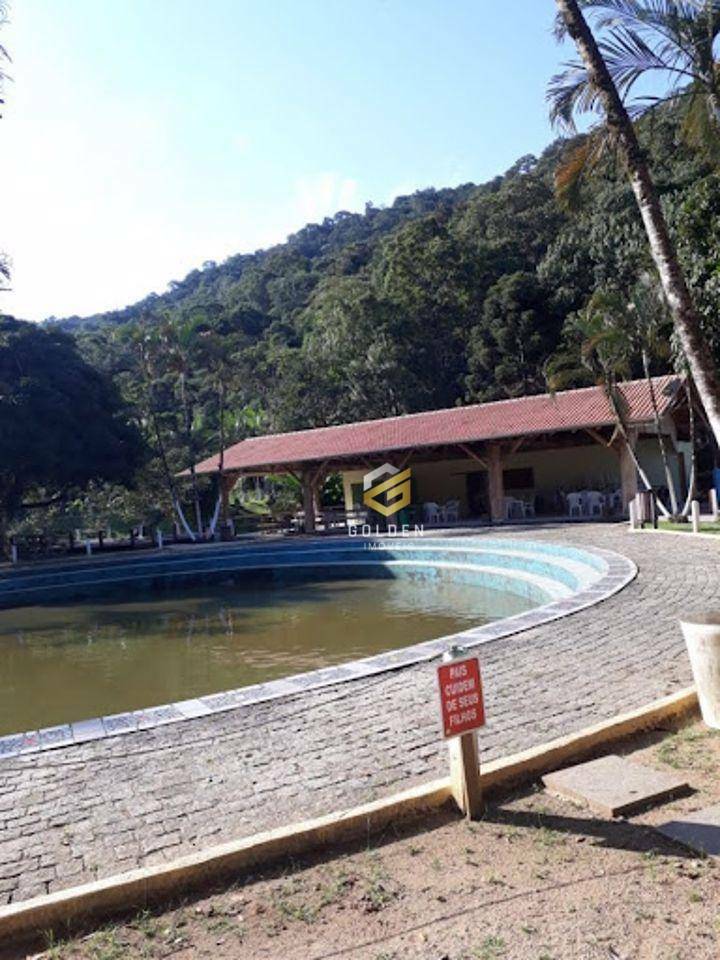 Sítio à venda com 5 quartos, 300m² - Foto 35