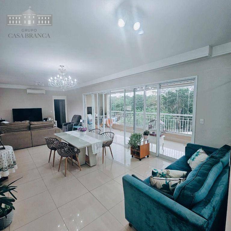 Apartamento para alugar com 3 quartos, 175m² - Foto 6