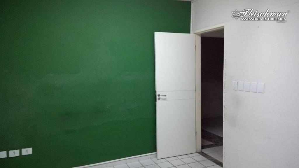 Casa à venda com 3 quartos, 182m² - Foto 6