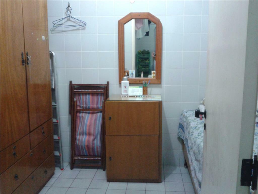 Apartamento à venda com 3 quartos, 217m² - Foto 37