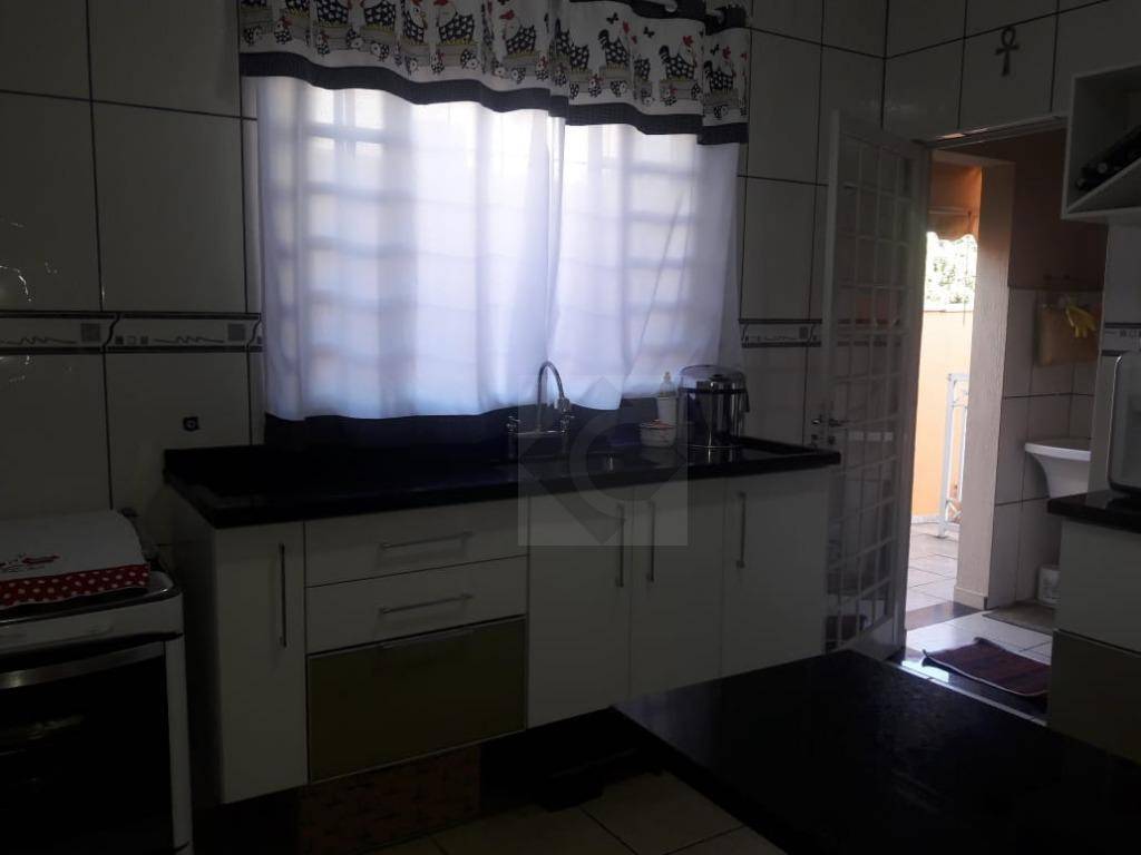 Casa à venda com 3 quartos, 140m² - Foto 12