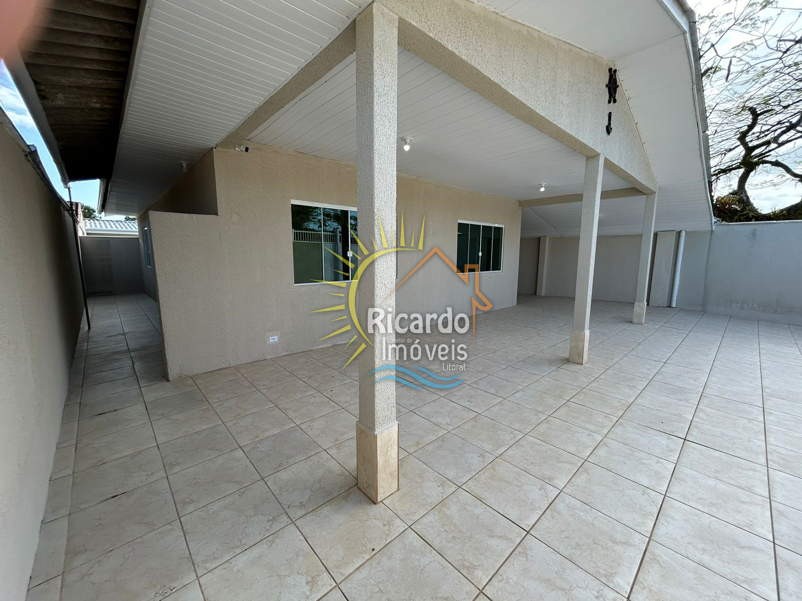 Casa à venda com 5 quartos, 240m² - Foto 5