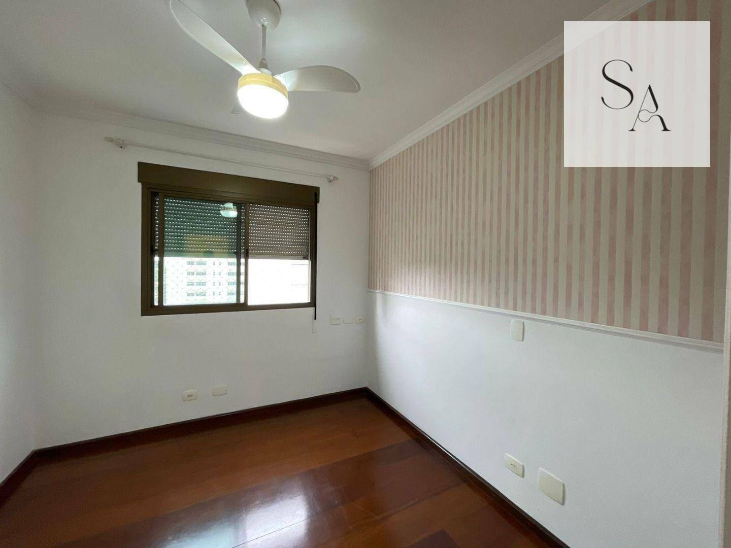 Apartamento à venda com 4 quartos, 186m² - Foto 14