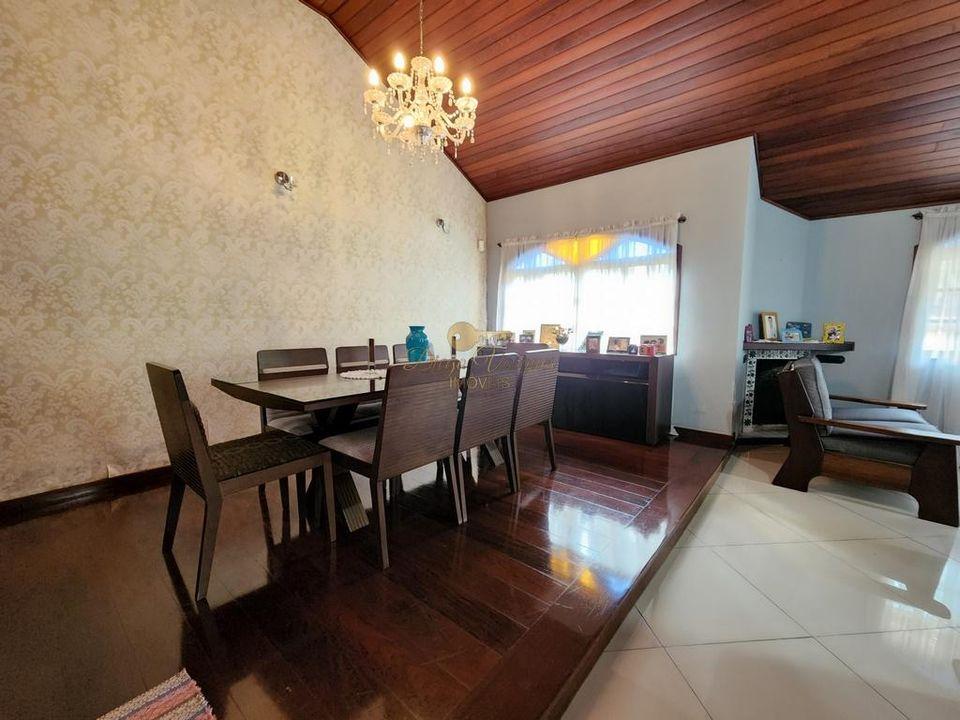 Casa à venda com 3 quartos, 300m² - Foto 8