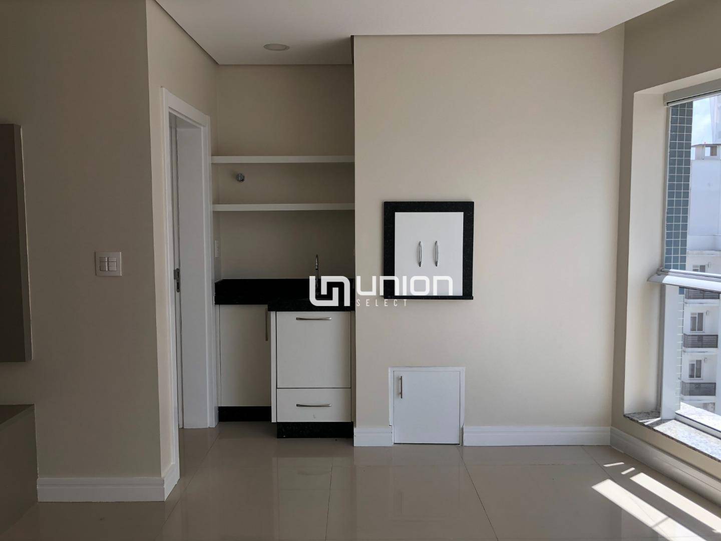 Apartamento à venda com 3 quartos, 131m² - Foto 5