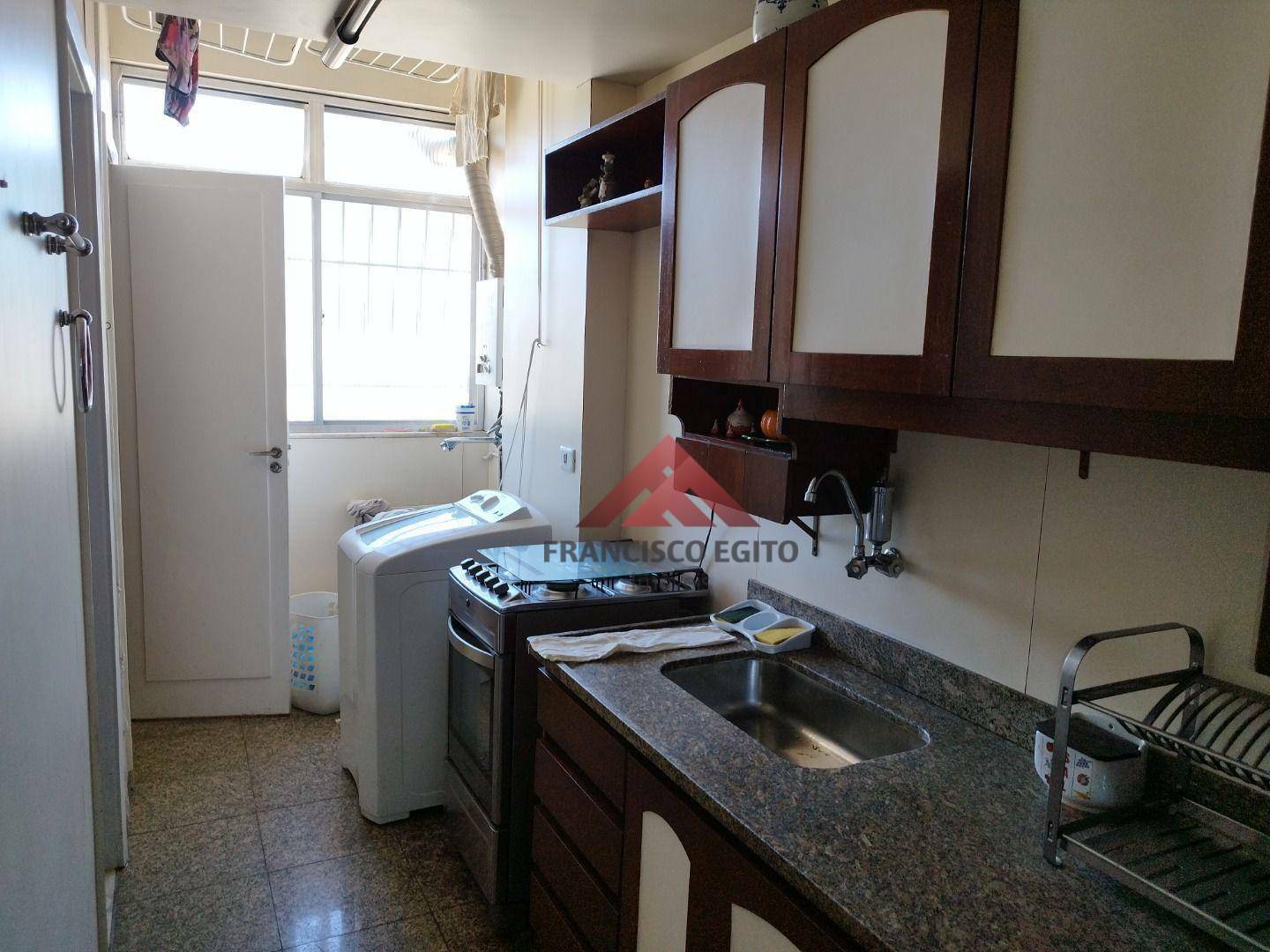 Apartamento à venda com 2 quartos, 75m² - Foto 14