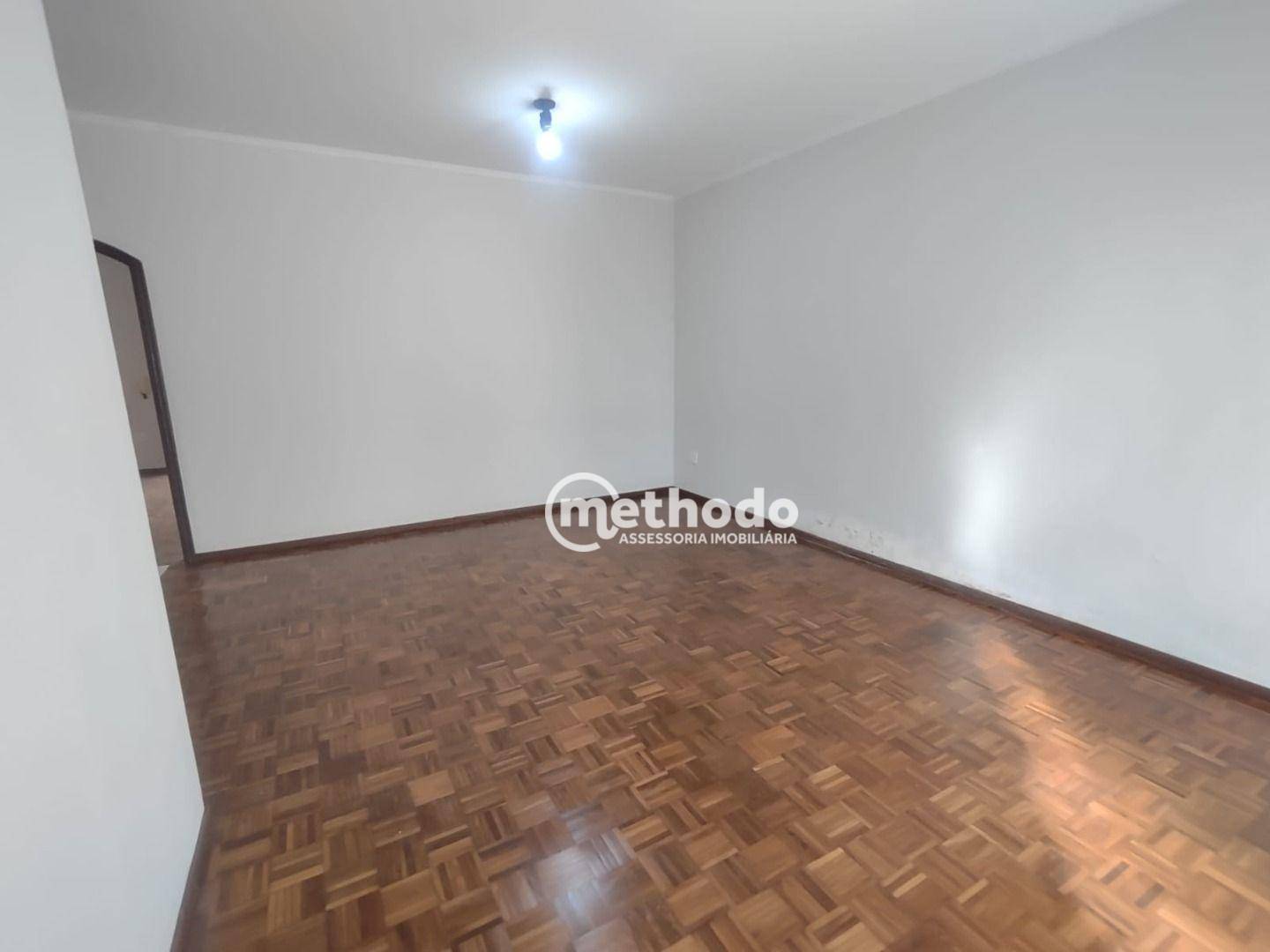 Casa à venda com 4 quartos, 236m² - Foto 4