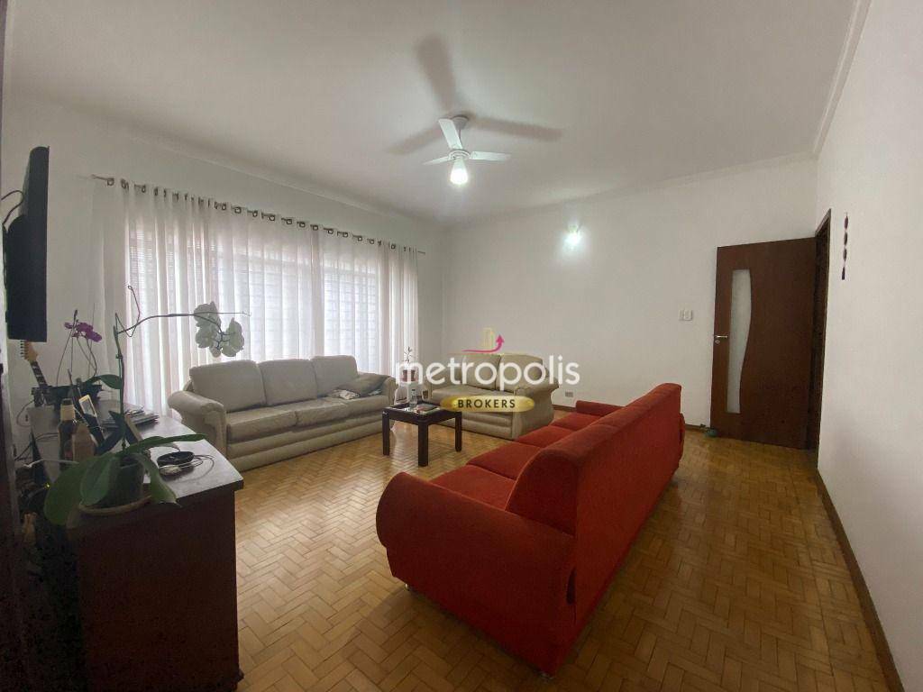 Casa à venda com 3 quartos, 320m² - Foto 1