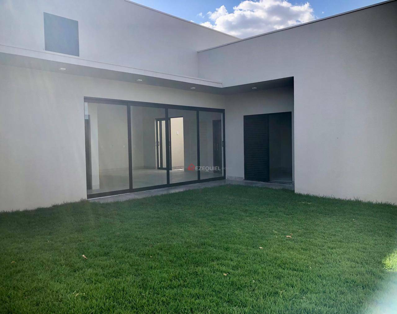 Casa à venda com 3 quartos, 187m² - Foto 13