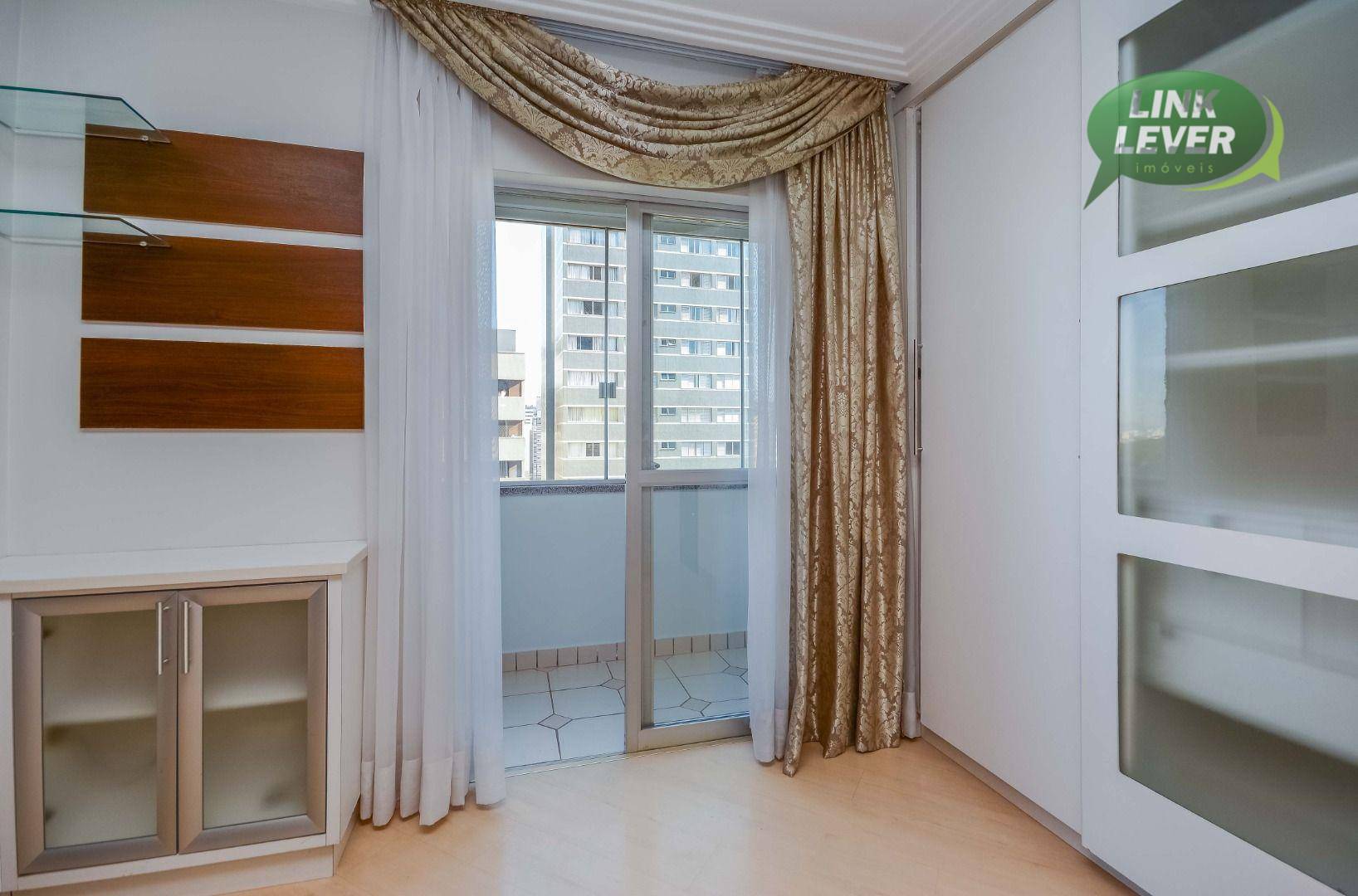 Apartamento à venda com 3 quartos, 99m² - Foto 35