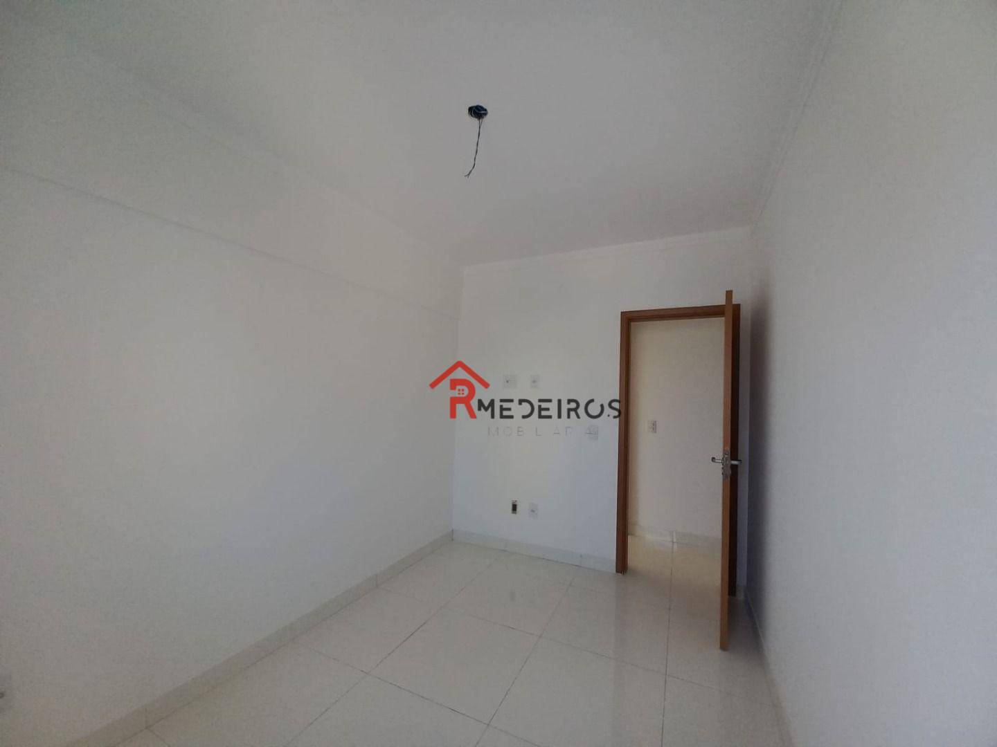 Apartamento à venda com 2 quartos, 75m² - Foto 16